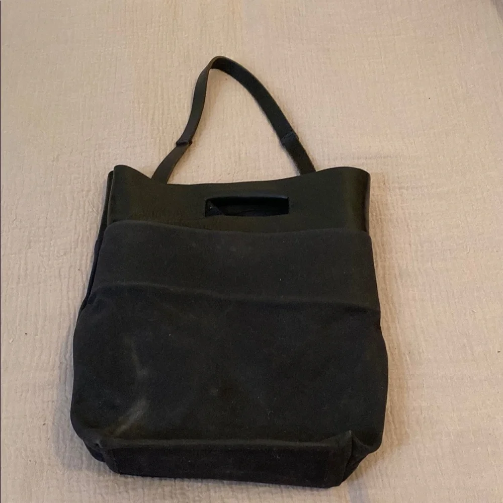 CHIYOME Minimalist Black Bag / Backpack